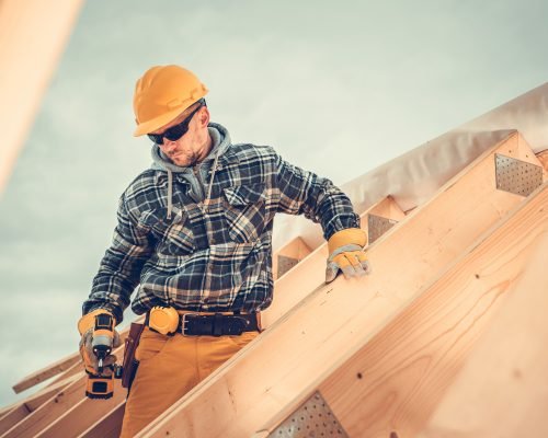 How to Offer Competitive Benefits on a Seasonal Construction Timeline